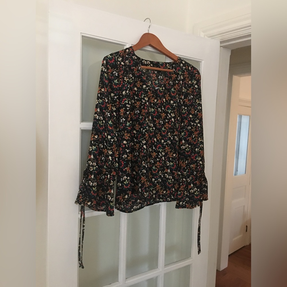 NWOT J. Crew Factory Floral blouse Size 8
